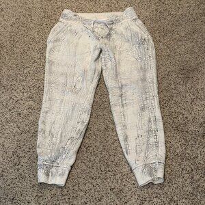 Lululemon | Warm Down High-Rise Jogger | Thread Dye White Black | Size: 6